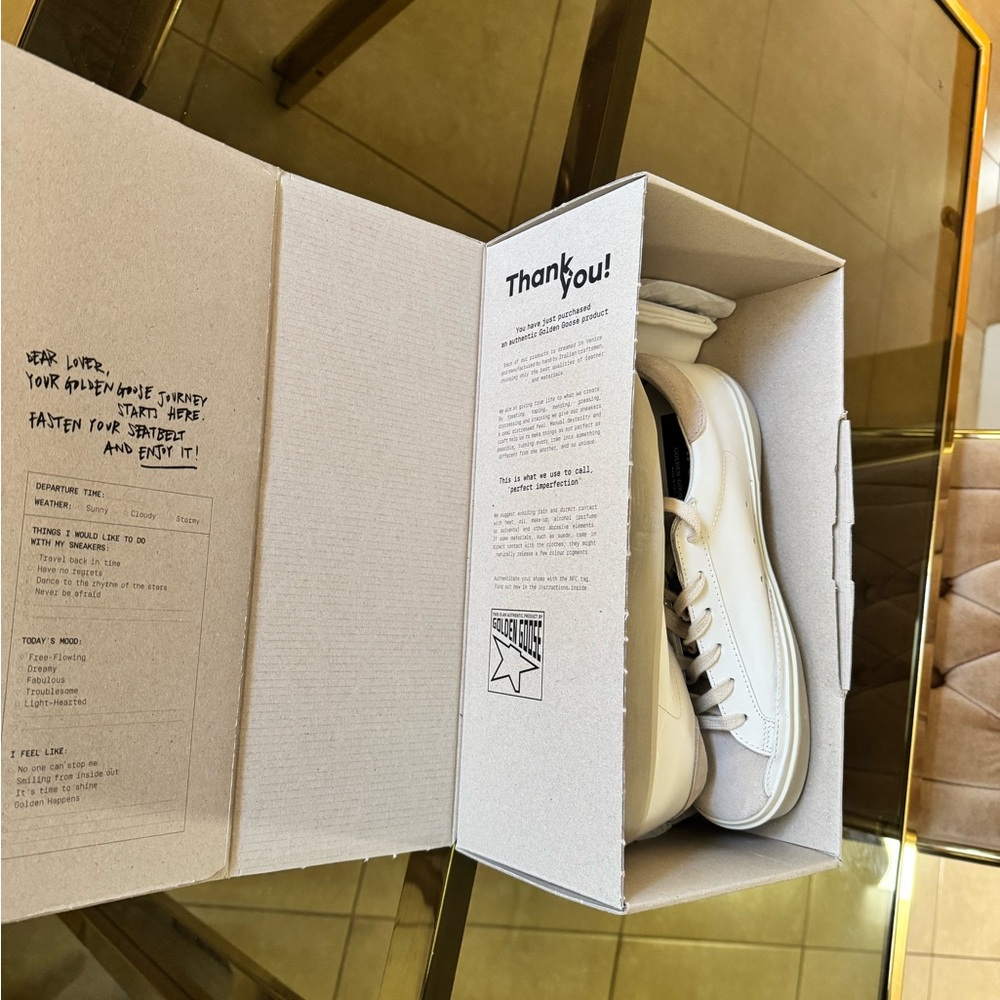 Golden Goose White and Tan Sneakers Distressed Leather - Picture 5 of 9